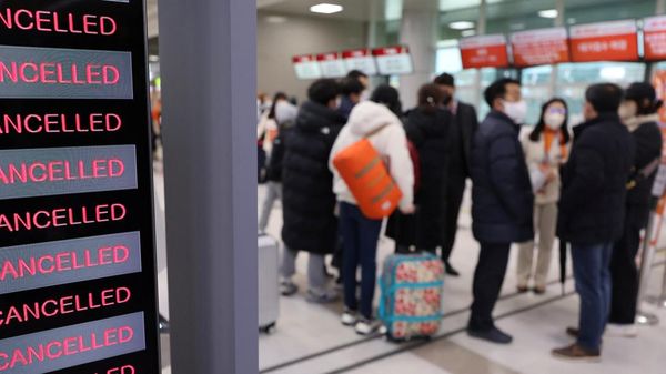 Penerbangan di Pulau Jeju Korsel Dibatalkan Gegara Badai Salju