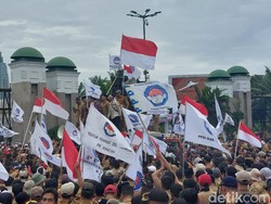 Demo Sesaki Depan DPR, Ini Tuntutan Perangkat Desa Se-Indonesia