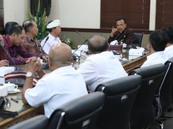 Pemprov Bali Ancam Tindak Penjual LPG 3 Kg di Atas Harga Eceran