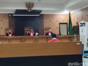 Sopir Pikap Maut Tewaskan 8 Orang Divonis 1 Tahun 10 Bulan Bui!