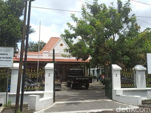 Melihat Pawon Ageng, Dapur Khusus untuk Dhaharan Sultan Jogja Melihat Pawon Ageng, Dapur Khusus untuk Dhaharan Sultan Jogja