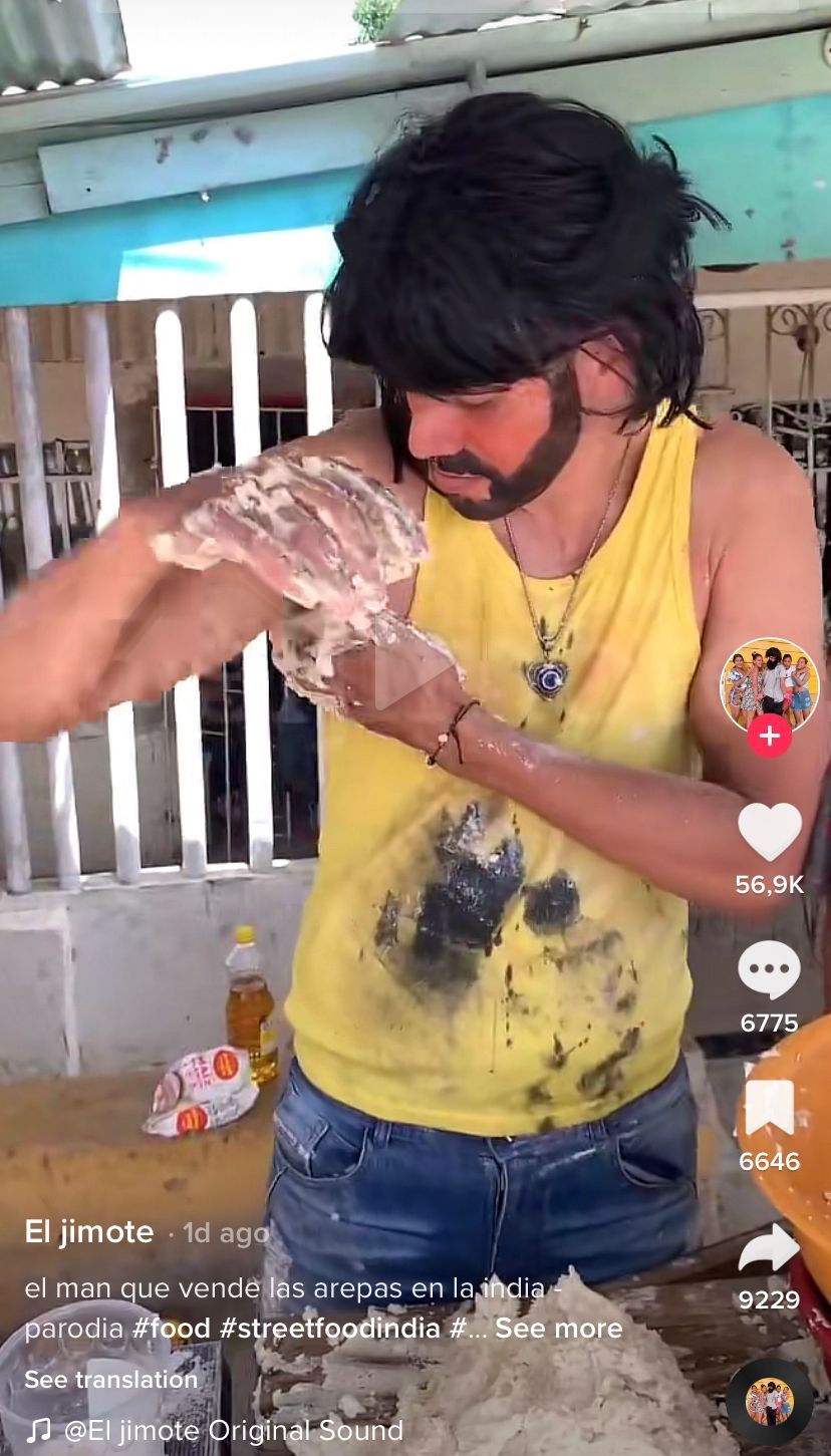 Video Parodi Penjual Makanan India Kaki Lima Ini Bikin Orang Ngakak