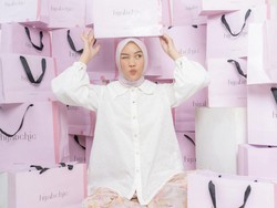 Tren Jualan di Live Streaming, Pemilik Brand Hijab Ungkap Rahasia Agar Laris