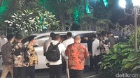 Prabowo-Bobby Semobil ke Lokasi Zikir dan Doa Bersama Awal Tahun