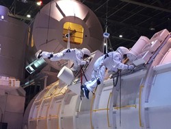 Ikut Youth Space Camp di AS, Siswa SMA Ini Simulasikan Peluncuran Roket NASA