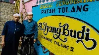 Melihat Lebih Dekat Pijat Spesialis Patah Tulang Asli Cimande