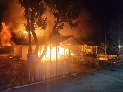 Dua Rumah Dinas Polres Berau Hangus Terbakar