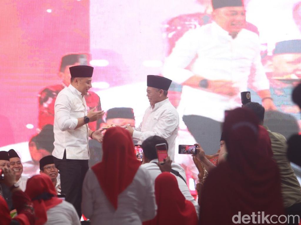 Kode PDIP Usung Eri Cahyadi di Pilgub Jatim Saat Syukuran HUT Megawati