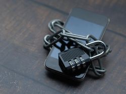 HP Kamu Sering Unlock Sendiri? Bisa Jadi Kena Hack