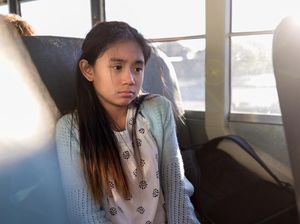 Tips Ajarkan Anak Introvert agar Mudah Bergaul