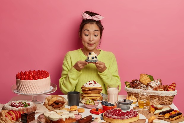 Jangan Konsumsi Banyak Makanan Manis/Foto: Freepik.com/Wayhomestudio Jangan Konsumsi Banyak Makanan Manis