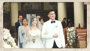 Momen Sakral nan Haru Pemberkatan Nikah Julian Jacob dan Mirriam Eka