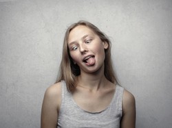 8 Penyebab Mulut Terasa Pahit dan Cara Mengatasinya