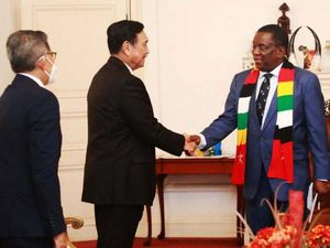 Potret Luhut Jalan-jalan ke Kenya-Kongo-Zimbabwe Potret Luhut Jalan-jalan ke Kenya-Kongo-Zimbabwe