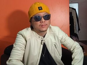 Richie Ungkap Masih Berhubungan Baik dengan Personel Five Minutes Richie Ungkap Masih Berhubungan Baik dengan Personel Five Minutes