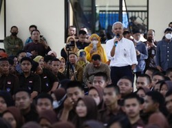 Cegah Radikalisme, Ganjar Kembali Jalankan Program Gubernur Mengajar