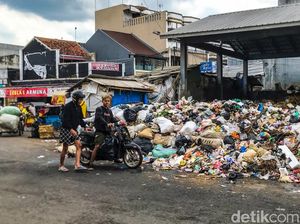 Warga Resah Sampah Menggunung di Kota Tasikmalaya