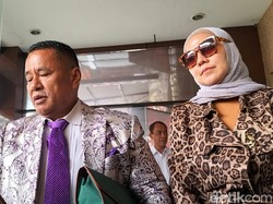 Dampingi Venna Melinda, Hotman Paris Bawa Bukti Medis