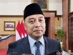 Wali Kota Eri Kirim Bantuan Ambulans Sukseskan Harlah 1 Abad NU di Sidoarjo