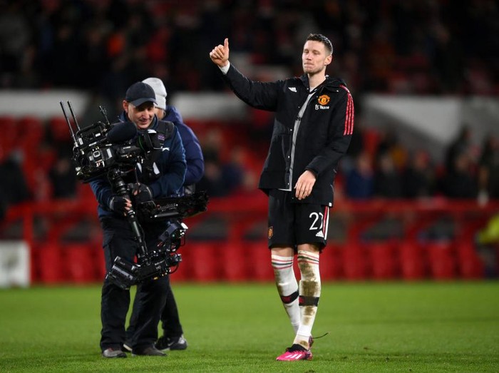 NOTTINGHAM, ENGLAND - JANUARY 25: Wout Weghorst of Manchester United acknowledges the fans after the teams victory during the Carabao Cup Semi Final 1st Leg match between Nottingham Forest and Manchester United at City Ground on January 25, 2023 in Nottingham, England. (Photo by Shaun Botterill/Getty Images)