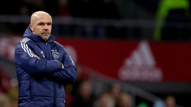 AMSTERDAM, NETHERLANDS - JANUARY 26: Coach Alfred Schreuder of Ajax  during the Dutch Eredivisie  match between Ajax v FC Volendam at the Johan Cruijff Arena on January 26, 2023 in Amsterdam Netherlands (Photo by Rico Brouwer/Soccrates/Getty Images)