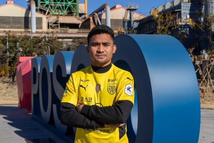 Asnawi Mangkualam resmi mengakhiri dua musim kariernya di Ansan Greeners. Pemain 23 tahun itu menyebrang ke klub K League 2 lainnya, Jeonnam Dragons, Jumat (27/1/2023).