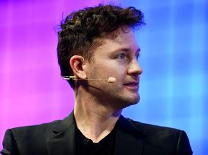 Ragam Ritual Miliarder Menolak Tua: Modifikasi Tubuh sampai Remajakan Mr P