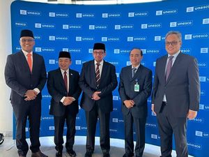 Dipimpin Salim Segaf Al Jufri, PKS Diplomasi Budaya ke Eropa Dipimpin Salim Segaf Al Jufri, PKS Diplomasi Budaya ke Eropa