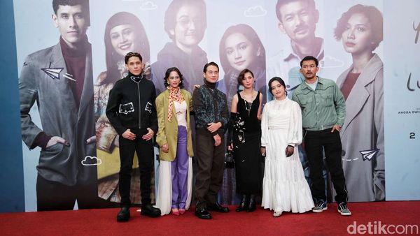 Keseruan Gala Premiere Film Jalan Yang Jauh Jangan Lupa Pulang