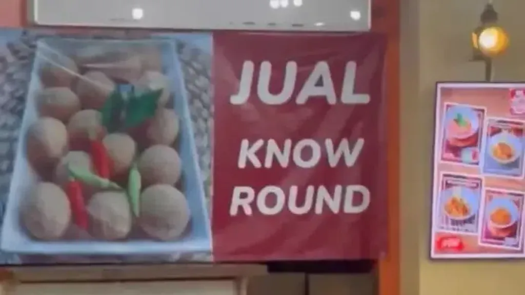 8 Tulisan Bahasa Inggris di Spanduk Jualan Ini Kocak, Cuma Suhu yang Paham 8 Tulisan Bahasa Inggris di Spanduk Jualan Ini Kocak, Cuma Suhu yang Paham