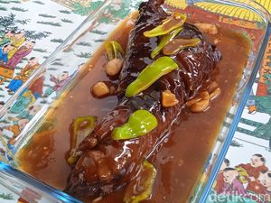 5 Fakta Ho Pao Cu Kiok, Olahan Kaki Babi Utuh Khas Singkawang 5 Fakta Ho Pao Cu Kiok, Olahan Kaki Babi Utuh Khas Singkawang