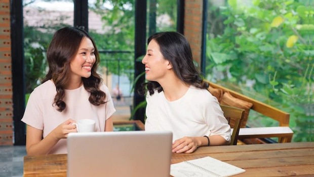 Hal-hal yang dilakukan orang cerdas untuk ciptakan obrolan yang menarik