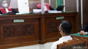 Lulusan Terbaik Akpol 2010 Ini Dituntut 1 Tahun Penjara di Kasus Yosua