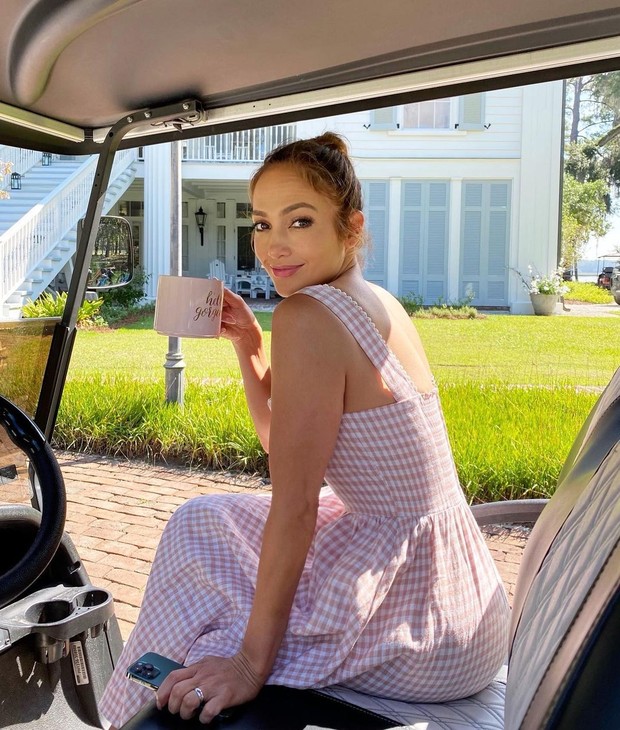 Jennifer Lopez sarapan dengan Smoothie sederhana.