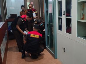 Kejati Kaltim Geledah Kantor BPKAD Kutim soal Dugaan Korupsi Rp 5 M