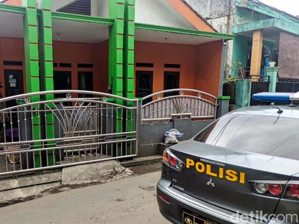 Misteri Penyebab Bocah di Sukabumi Masuk RS Usai Bertemu OTK Misteri Penyebab Bocah di Sukabumi Masuk RS Usai Bertemu OTK