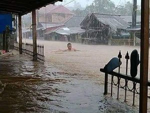 8 Kelurahan di Manado Diterjang Banjir Bandang, Bandara Sempat Tergenang