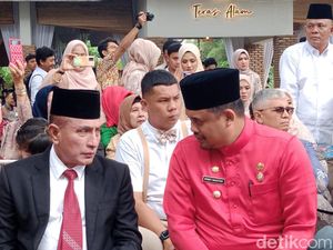 Edy Singgung Blok Medan hingga Bobby Naik Jet Pribadi Edy Singgung Blok Medan hingga Bobby Naik Jet Pribadi