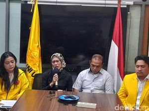 Amarah Ibunda Mahasiswa UI, Anaknya Tewas Kecelakaan Malah Jadi Tersangka Amarah Ibunda Mahasiswa UI, Anaknya Tewas Kecelakaan Malah Jadi Tersangka