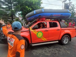 9 Tim Disebar Cari Bocah 8 Tahun Hilang Tercebur Selokan di Malang