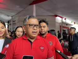 Paloh Bertemu Jokowi, PDIP: Sebelum Reshuffle Kan Ada Pemberitahuan