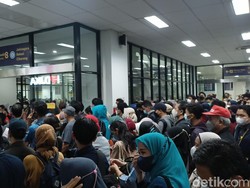 4 Fakta Horor Penumpukan di Stasiun Manggarai Saat Jam Pulang Kantor