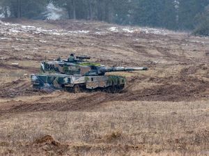 Jerman Baru Kirimkan Separuh Pasokan Tank yang Dijanjikan ke Ukraina Jerman Baru Kirimkan Separuh Pasokan Tank yang Dijanjikan ke Ukraina