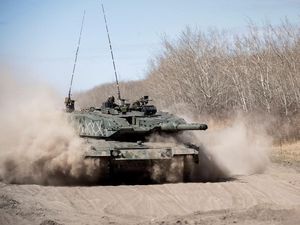 Ikuti Jerman, Kanada Juga Kirim Tank Canggih Leopard ke Ukraina