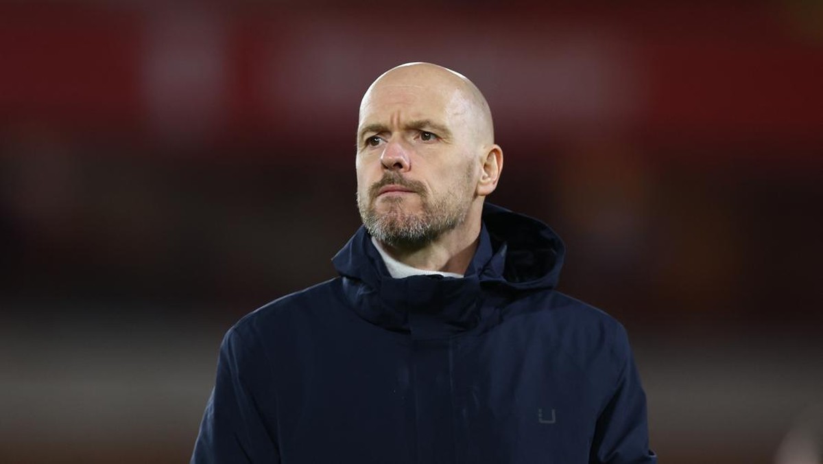 Erik ten Hag masih ingin pemain baru di bursa transfer Januari (REUTERS/MOLLY DARLINGTON)