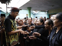 Ganjar Puji Kades Blora & Rembang Tekan Stunting dengan Bapak Asuh