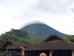 Pendaki Tersesat di Gunung Lamongan Dievakuasi-Dijemput Ortu