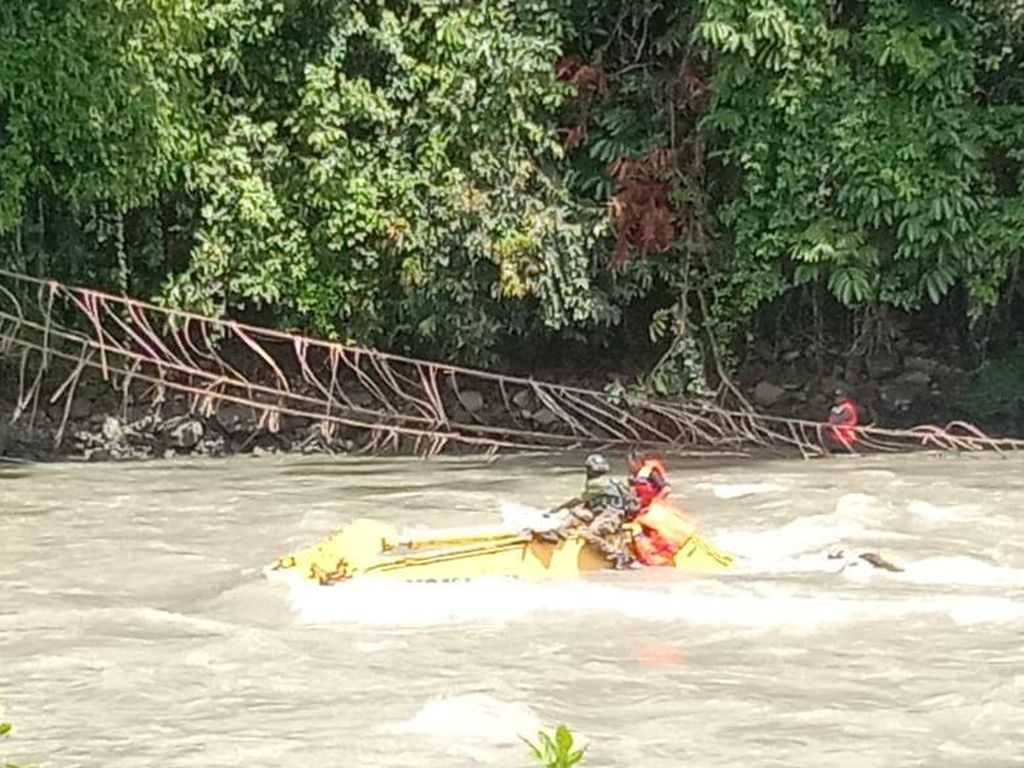 4 Prajurit Polri-TNI Hilang Usai Jatuh di Sungai Papua Pegunungan