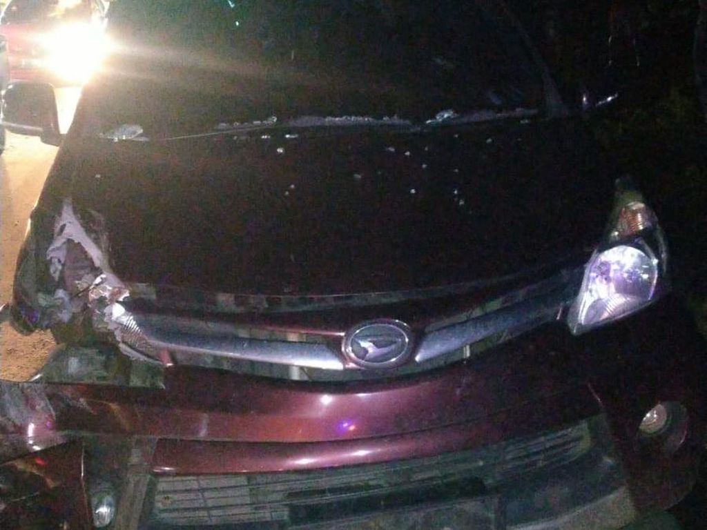 Kecelakaan Beruntun Bus dan 2 Mobil di Pantura Kudus