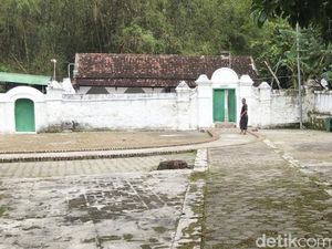 Mengunjungi Ndalem Bekas Rumah Sunan Bonang di Rembang